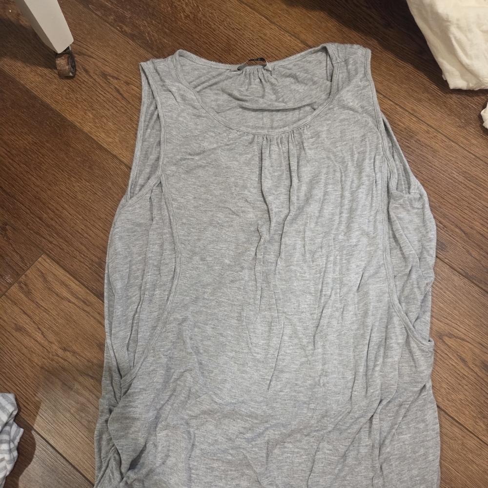 Ekouaer Gray Women's Nursing Tank Top